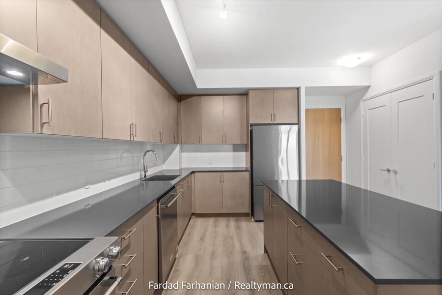 8960 Jane Street #523, Vaughan (Concord), Ontario, L4K 0N9, photo 1