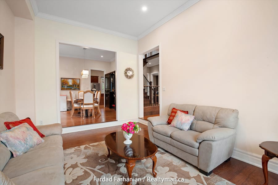247 Sunset Beach Road SW, Richmond Hill (Oak Ridges Lake Wilcox), Ontario, L4E 3H3, photo 2