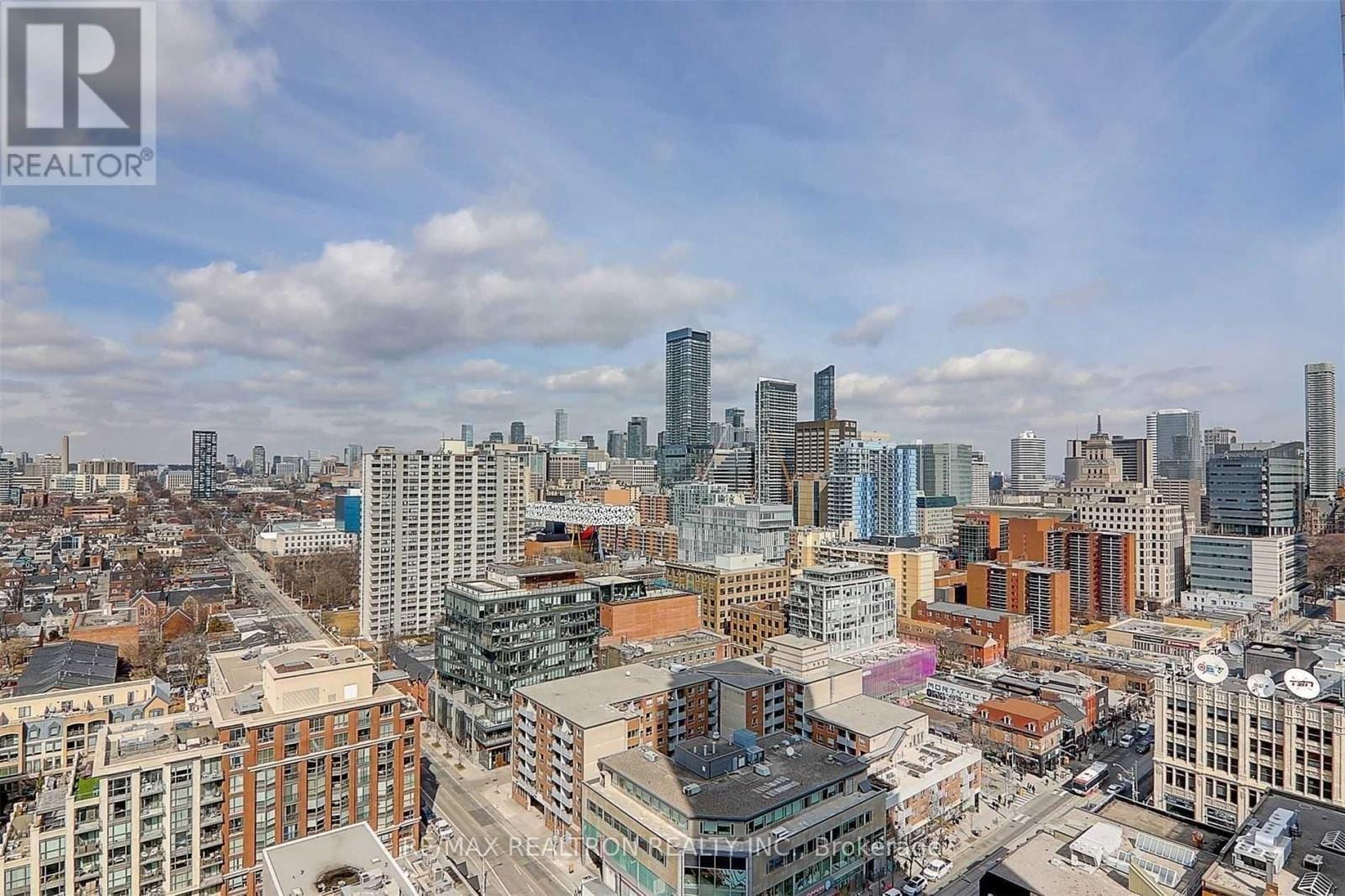 330 RICHMOND STREET W #Unit 2512, Toronto (Waterfront Communities), Ontario M5V1X2, Leased property listing represented by Fardad Farhanian, RealtyMan