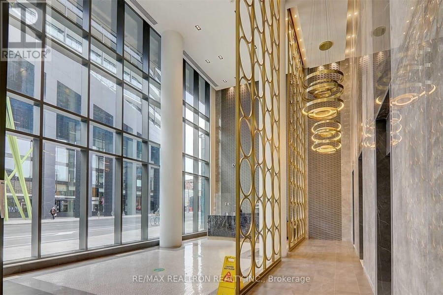 330 Richmond Street W #2512, Toronto (Waterfront Communities), Ontario, M5V 1X2, photo 3
