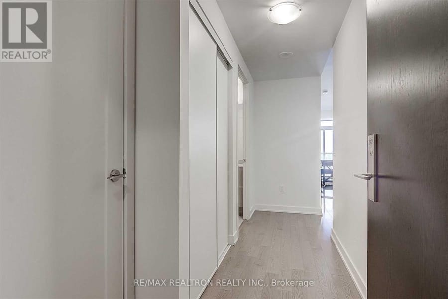 330 Richmond Street W #2512, Toronto (Waterfront Communities), Ontario, M5V 1X2, photo 5