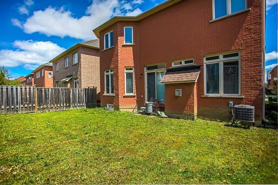 10 Piedmont Dr, Vaughan (Patterson), Ontario, L4J 8X8, photo 4