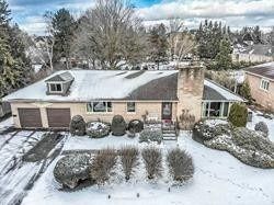 208 Centre St, Vaughan (Uplands), Ontario, L4J 1G6