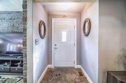 208 Centre St, Vaughan (Uplands), Ontario, L4J 1G6, photo 2