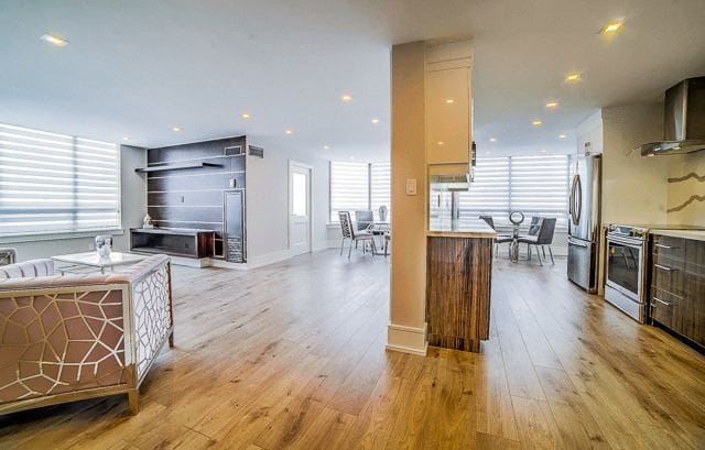 30 Greenfield Ave #1814, Toronto (Willowdale East), Ontario, M2N 6N3, photo 3