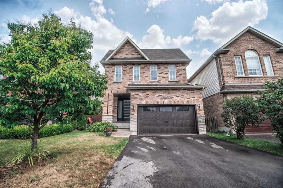 566 McBean Ave, Newmarket (Stonehaven-Wyndham), Ontario, L3X 2N5, photo 2