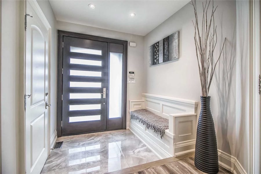 566 McBean Ave, Newmarket (Stonehaven-Wyndham), Ontario, L3X 2N5, photo 3