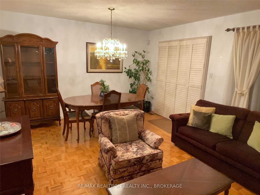 73 Widdifield Ave, Newmarket (Armitage), Ontario, L3X 1Z5, photo 4