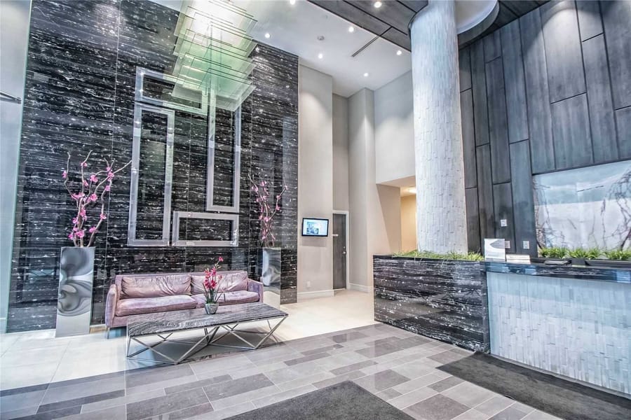 9201 Yonge St #2208, Richmond Hill (Langstaff), Ontario, L4C 6Z2, photo 5